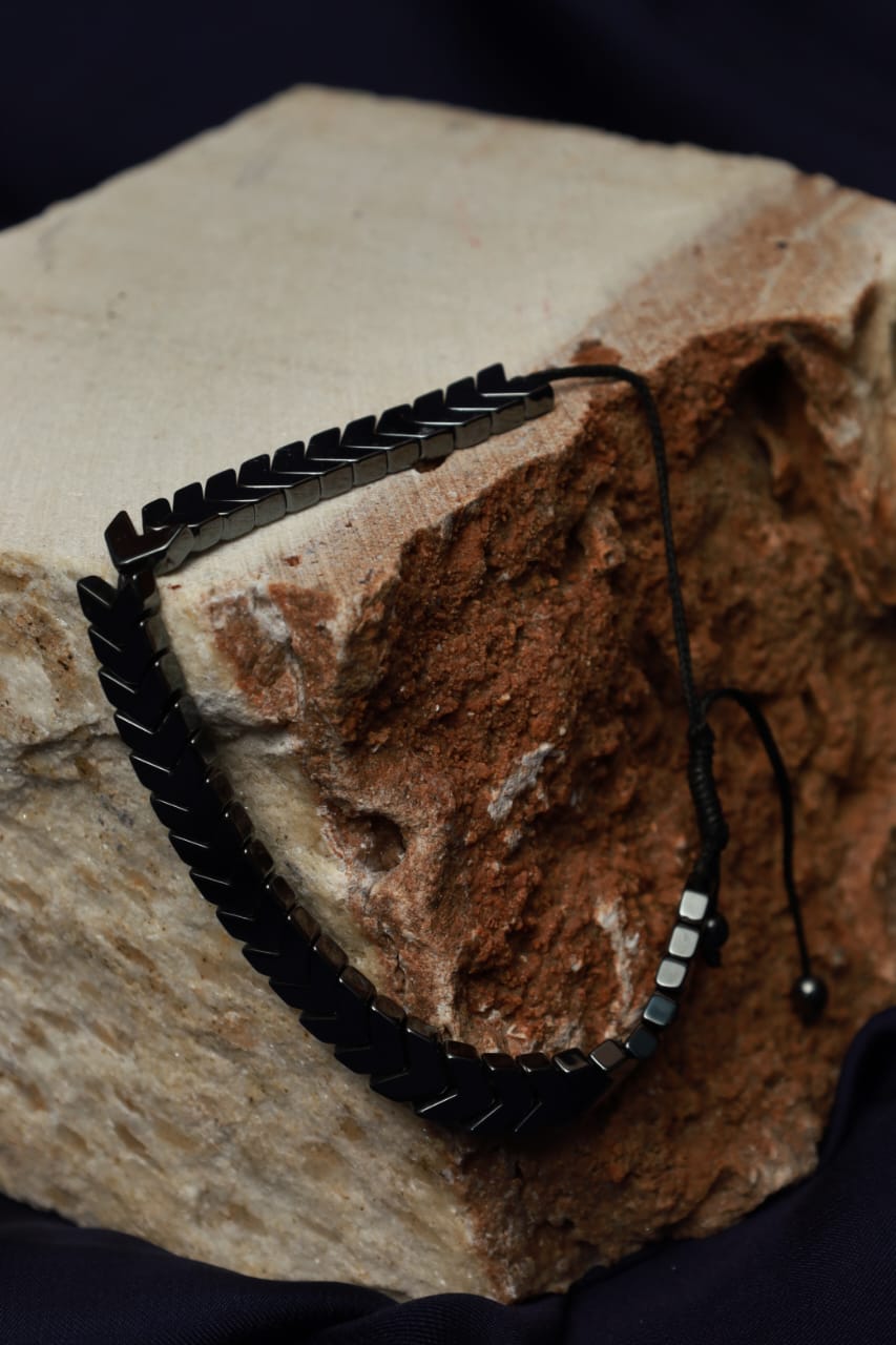 The Dark Segmented Bracelet