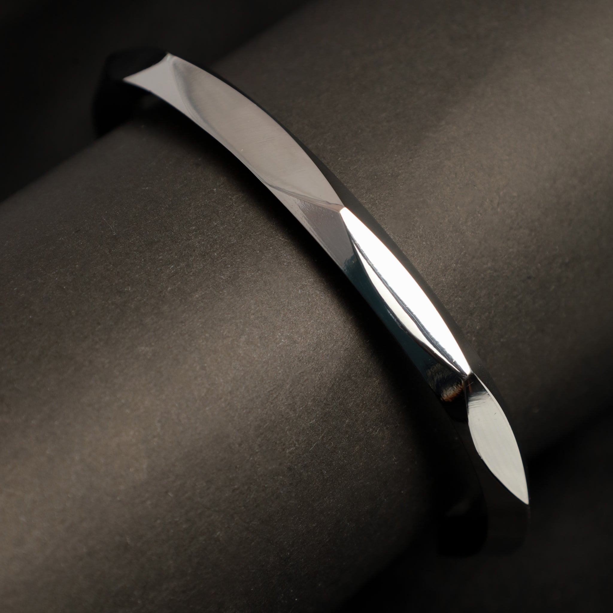 The Pointed Silver Cuff
